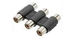 EMENDA TRIPLA RCA FEMEA X RCA FEMEA PRETA 1PC